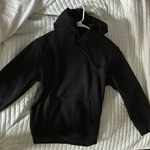 GAP WOMANS SMALL BLACK HOODIE
